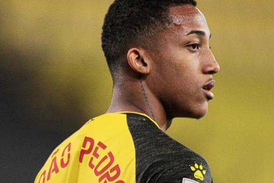 若昂·佩德罗：谈与罗塞尼尔交流，明确场上位置偏好