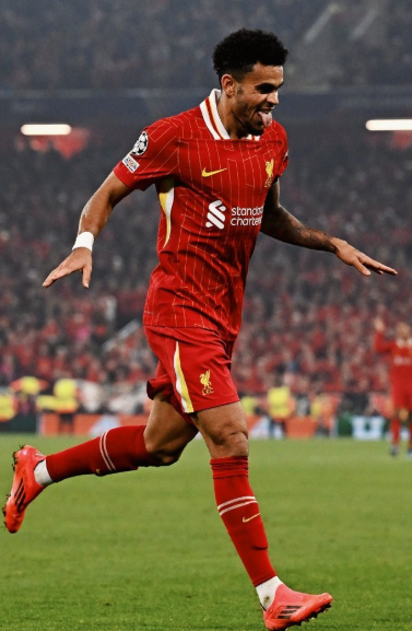 詹俊评迪亚斯表现与利物浦夏窗引援策略